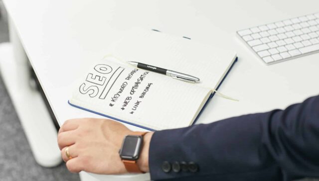 seo notes written on paper