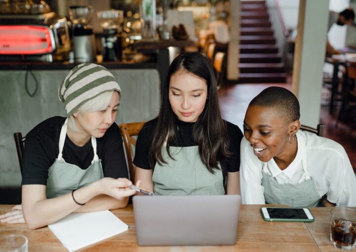 women using laptop
